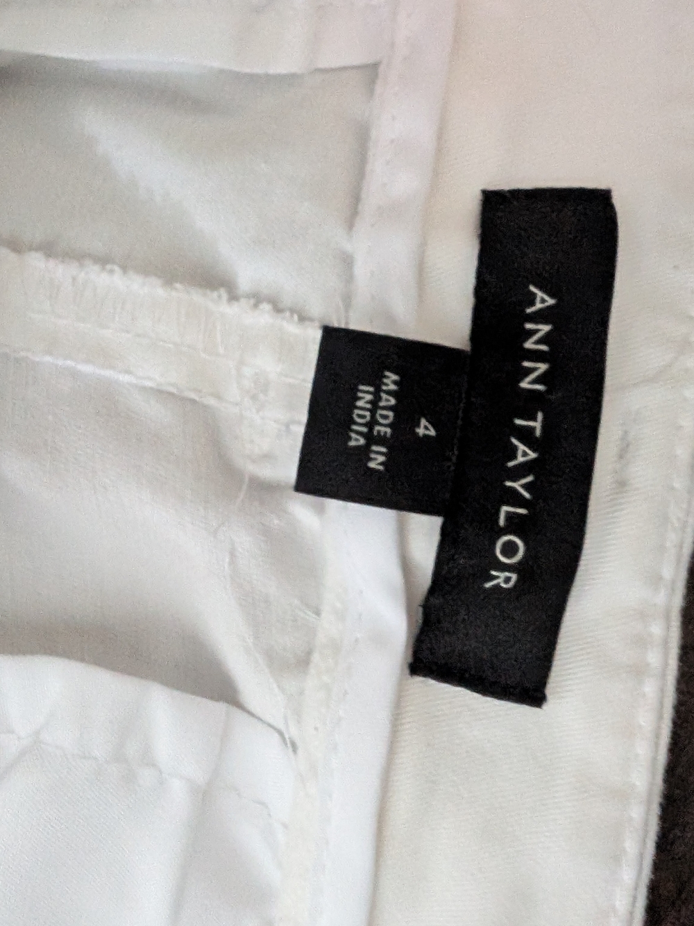 Ann Taylor Embroidered Boho Cropped Pants White Black Size 4 Cotton W Stretch - Picture 4 of 7